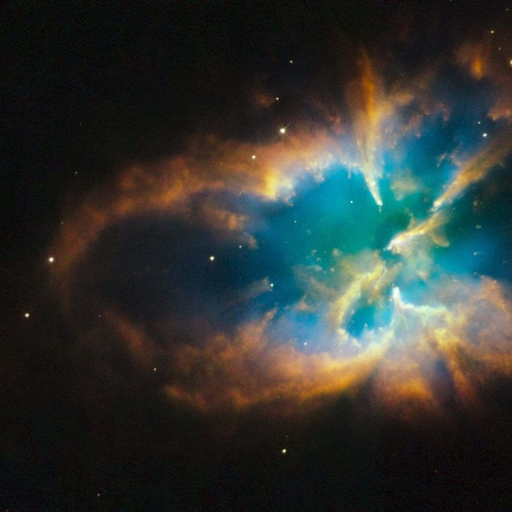 Starry sky background symbolizing conversations between audiences, artists and culture workers